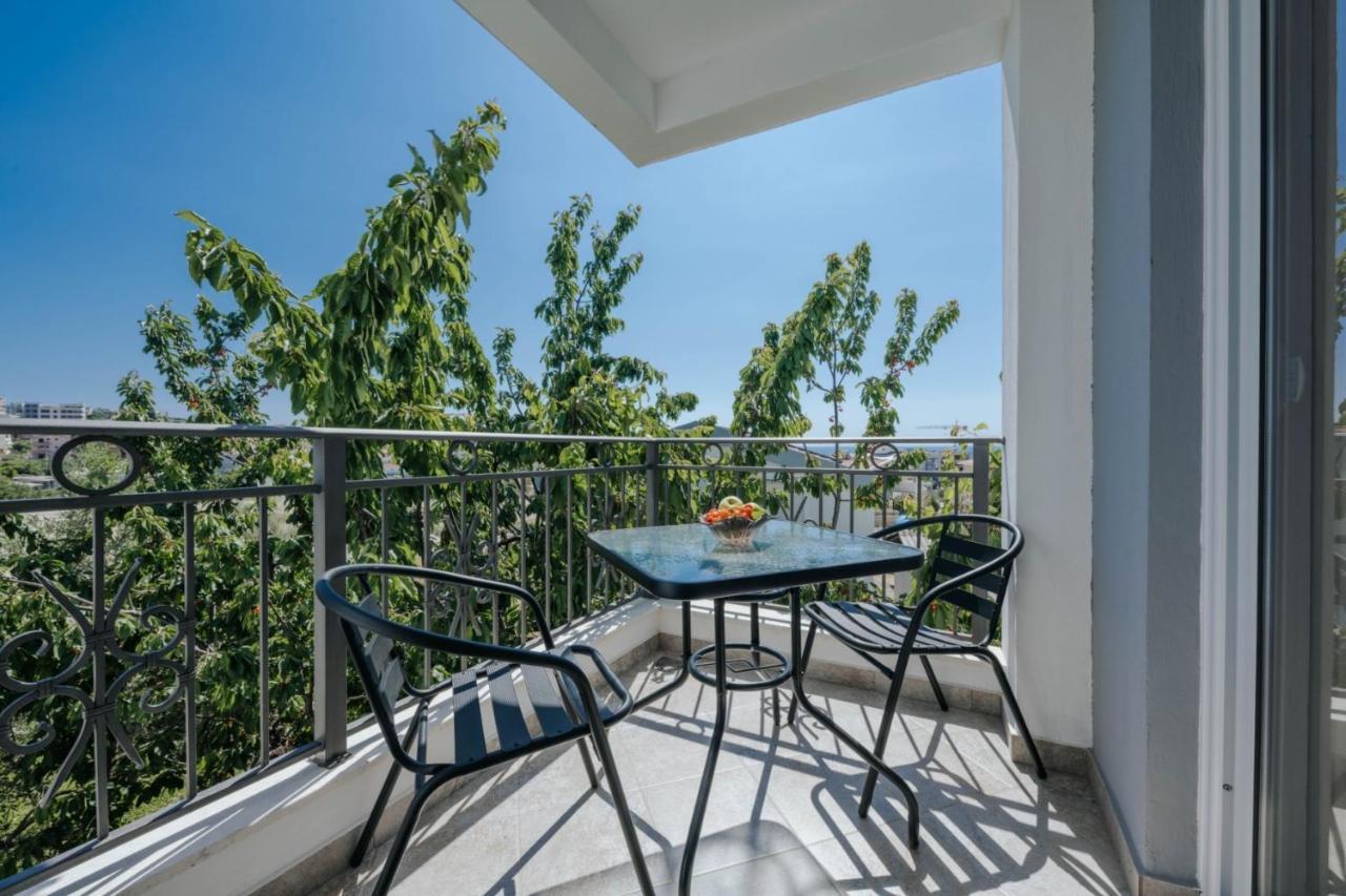 Sea Garden Apartments Добра Вода Екстер'єр фото